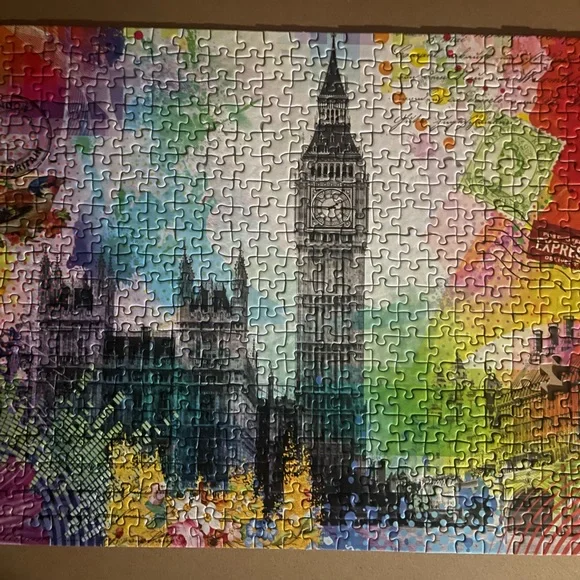 FREE!! Ravensburger Vibrant London Postcard Puzzle - 🧩 missing one piece - Picture 3 of 4